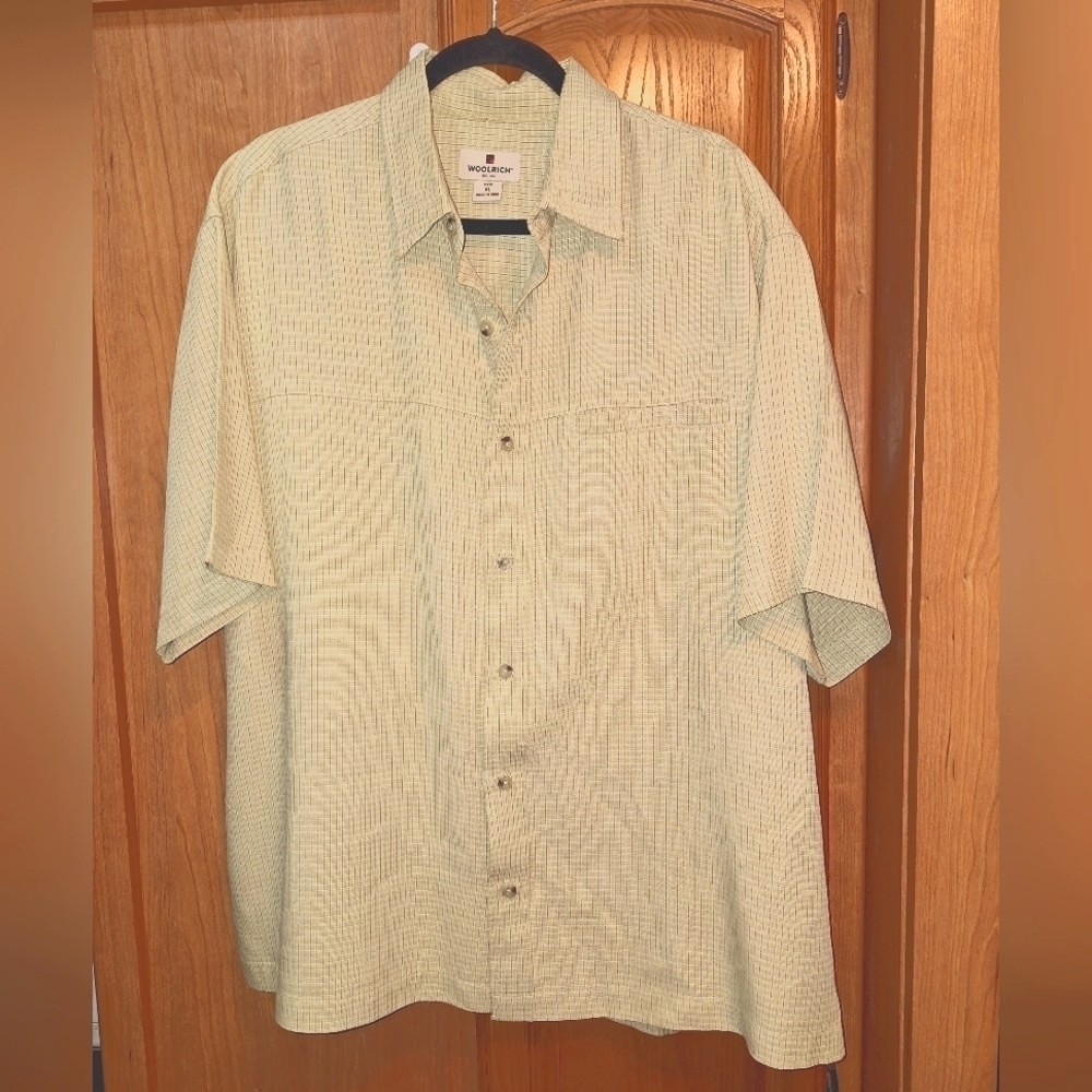 A Woolrich men's XL short sleeve button-down shirt olive green and grey striped